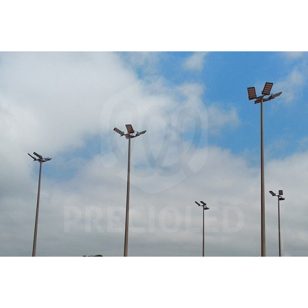 Pista Tenis focos LED Precioled, 12 x 240w. 300lx