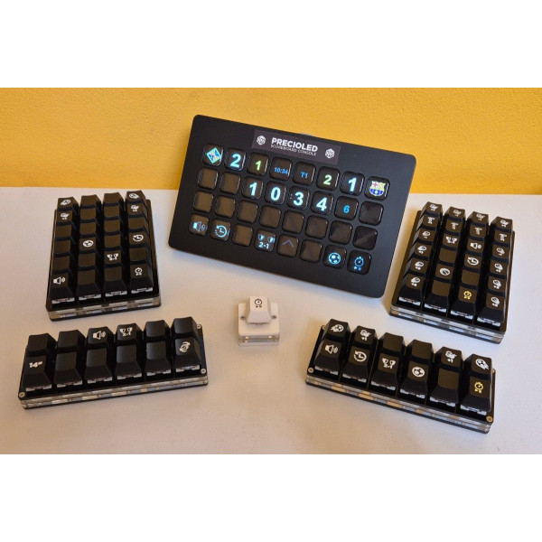 Console and keyboards for video Scoreboard Software, futsal, basket